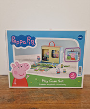 Peppa Pig 12 Piece Play Case
