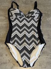 Swimsuit 12 M&S MONOCHROME CHEVRON ZIG ZAG PRINT MULTIWAY TUMMY CONTROL