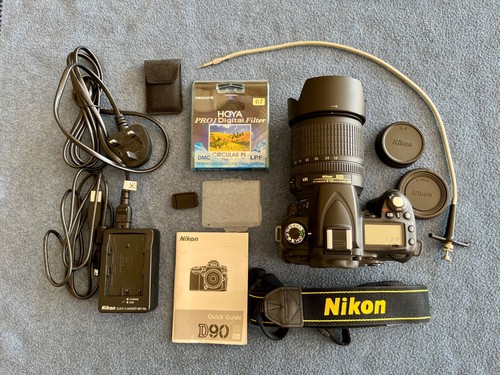 Nikon d90 3mp digital - 12.3mp, slr