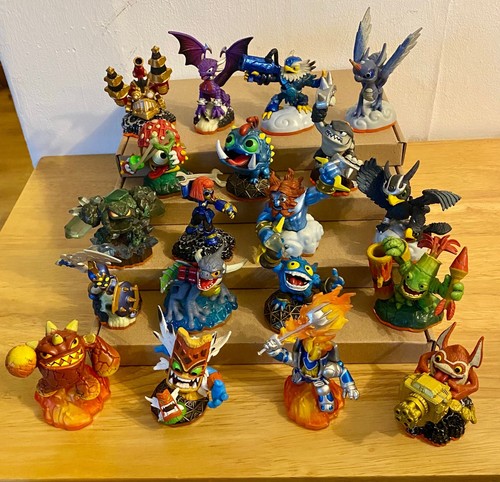 Skylanders giants bundle of - skylanders,