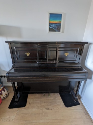 Upright dale forty piano - upright,
