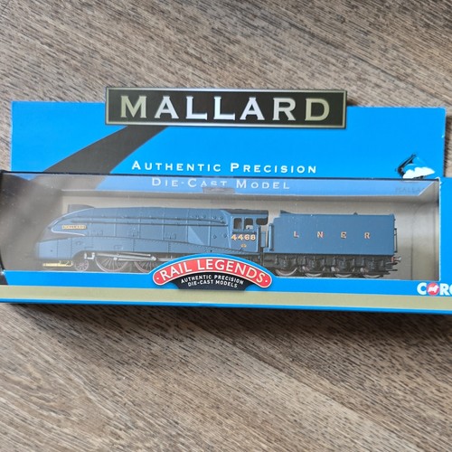 Corgi mallard lner 4468 - mallard,