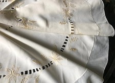 Vintage Cream Floral Flower