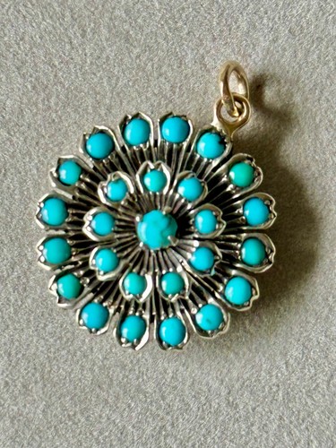 Beautiful large victorian 9ct - beautiful,