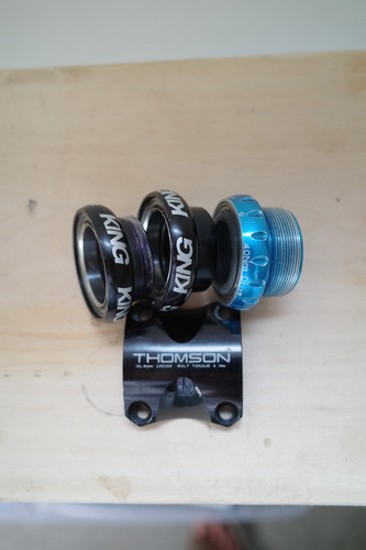Lot chris king headset - lot, of