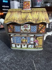 Sadler Country Village Teapot