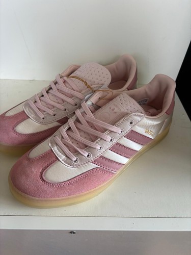 Brand new adidas originals - new,