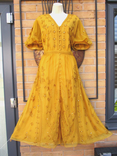 Stunning monsoon size - stunning,