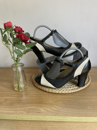 Ladies next black cream bar - black+cream, t-bar