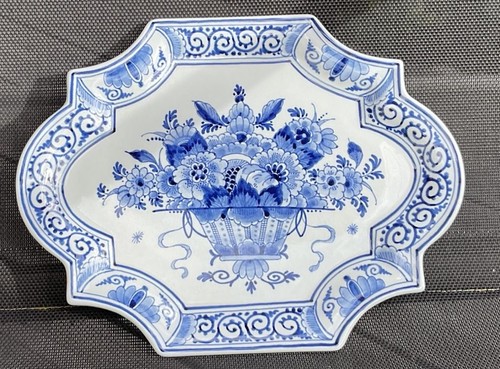 Royal delft wall - delft, plate