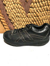 Skechers Mens Size 10.5 Shape