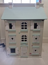 Beautiful Three Storey Doll House With Giantbean Furniture set