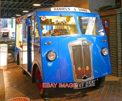 Photo 1951 morris commercial - morris,