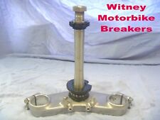 KAWASAKI ZX6R 2002 STEERING STEM BOTTOM FORK YOKE BRACE LOWER NINJA ZX636 A1P