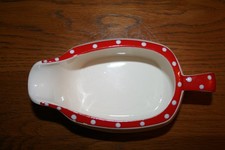 Midwinter Red Domino gravy