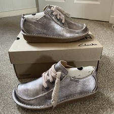 CLARKS UNSTRUCTURED FUNNY