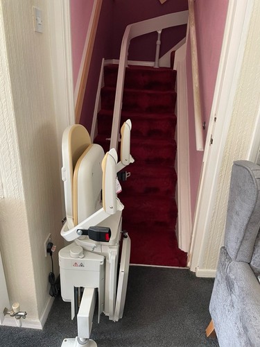 Acorn curved stairlift - acorn,