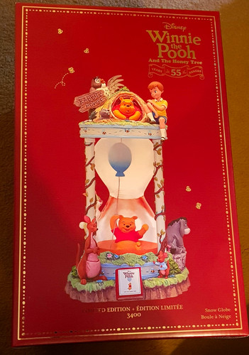 Disney winnie the pooh honey - pooh,