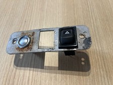 Land Rover Defender Dash Metal