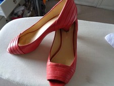 womens clarks leather red peep toe shoes size 5.5