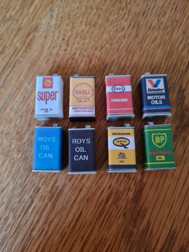 Medium sized oil - , various