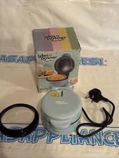 Giles & Posner Mini Pie Maker