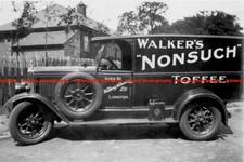 F014318 Walkers Nonsuch Toffee Delivery Van Longton Stoke on Trent UK 1925