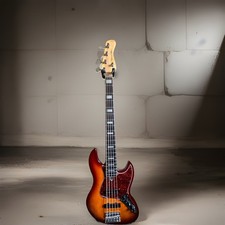 Marcus Miller Sire Bass v7 5