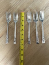 Vintage Oneida Hampton Court