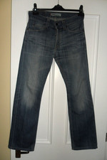 BEAUTIFUL DESIGNER LEVIS 506 JEANS WAIST 30 INCHES LENGTH 31 INCHES GOOD