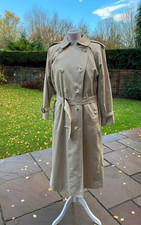 Burberry Women’s Trench Coat