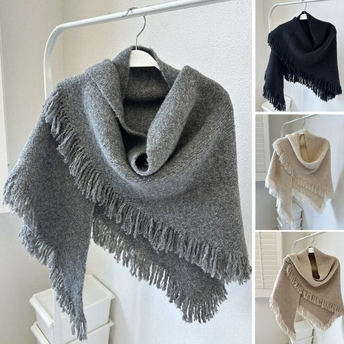 Women knitted triangle - women's,