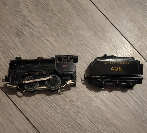 Tri ang gauge 0 - oo, 0-4-0