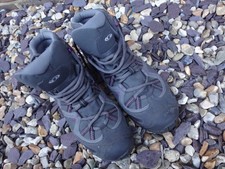 Salomon Walking Boots Ladies 7 Purple Grey Gore-Tex Viaggio Mid rrp £109 Hiking