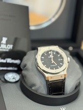 Hublot Classic Fusion Men's Black Watch-511.NX.1171.RX