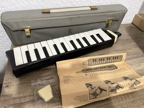 Vintage hohner melodica piano - hohner,