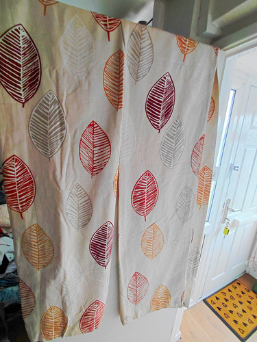 Leaf print eyelet curtain - print,