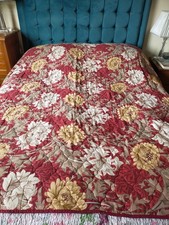 HOUSE OF BATH WILLIAM MORRIS RED CHRYSANTHEMUM QUILTED THROW BEDSPREAD COVER 