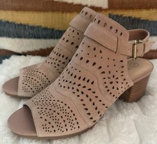 Bella Vita Fonda Sandals Pink