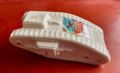 Crested china ww1 tank - crested,