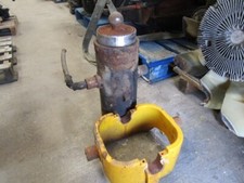 Underfloor tipping ram stage - underfloor,