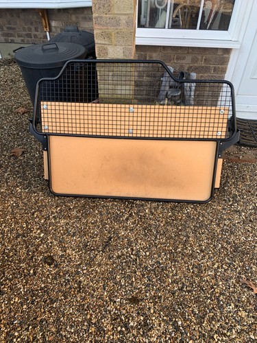 Car dog guard for - car,