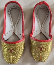 PAKISTANI INDIAN WEDDING GOLD