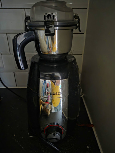 Bosch mixer grinder 500w 1l - &,