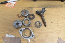 KAWASAKI H2 KH750 H1 KH500 SPARES LOT SET JOB LOT EXHAUST COLLET THRUST COVERS