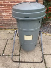 Blackwall compost tumbler bin