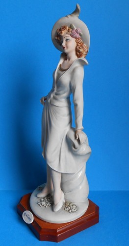 Galos porcelain figurine - porcelain, ~