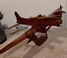 B-17 Flying Fortress HighlyDetailed Handcrafted Mahogany Wood Display Desk Model