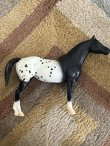 Breyer 884 pantomime - #884, pony