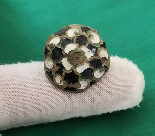 Large medieval bronze - medieval, button